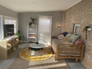 Sun room area