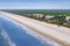 Resort property right on the beach!