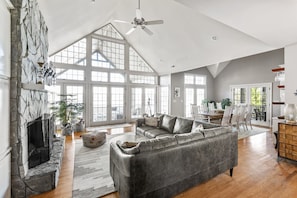 Open concept floor plan