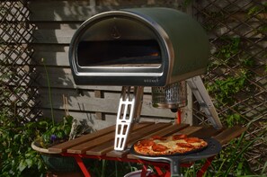 High end Pizza Oven