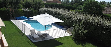 la piscine dans son environnement