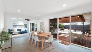 150 South | Dining room