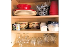 Dishes and glassware - Servings for 6 people