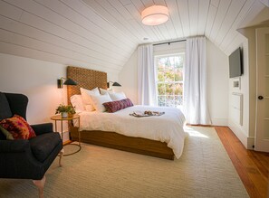 Bedroom (2)