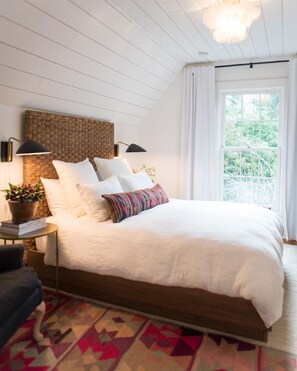 Bedroom (1)