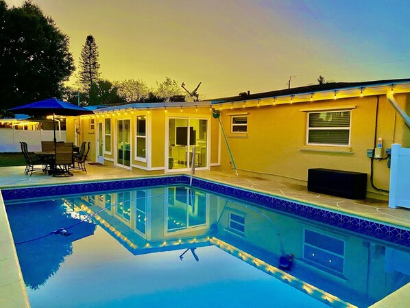 Pool