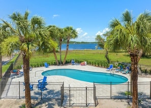 Lakeside Pool