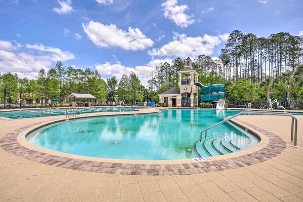 St Johns Vacation Rental | 3BR | 2BA | Stairs Required for Entry | 1,346 Sq Ft