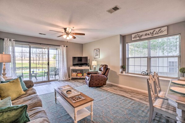 Branson Vacation Rental | 2BR | 2BA | 1,316 Sq Ft | Stairs Required