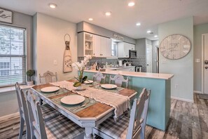 Dining Table & Kitchen