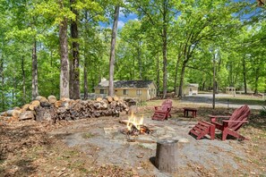 Gather around the fire pit for cozy evenings and warm conversations under the stars.