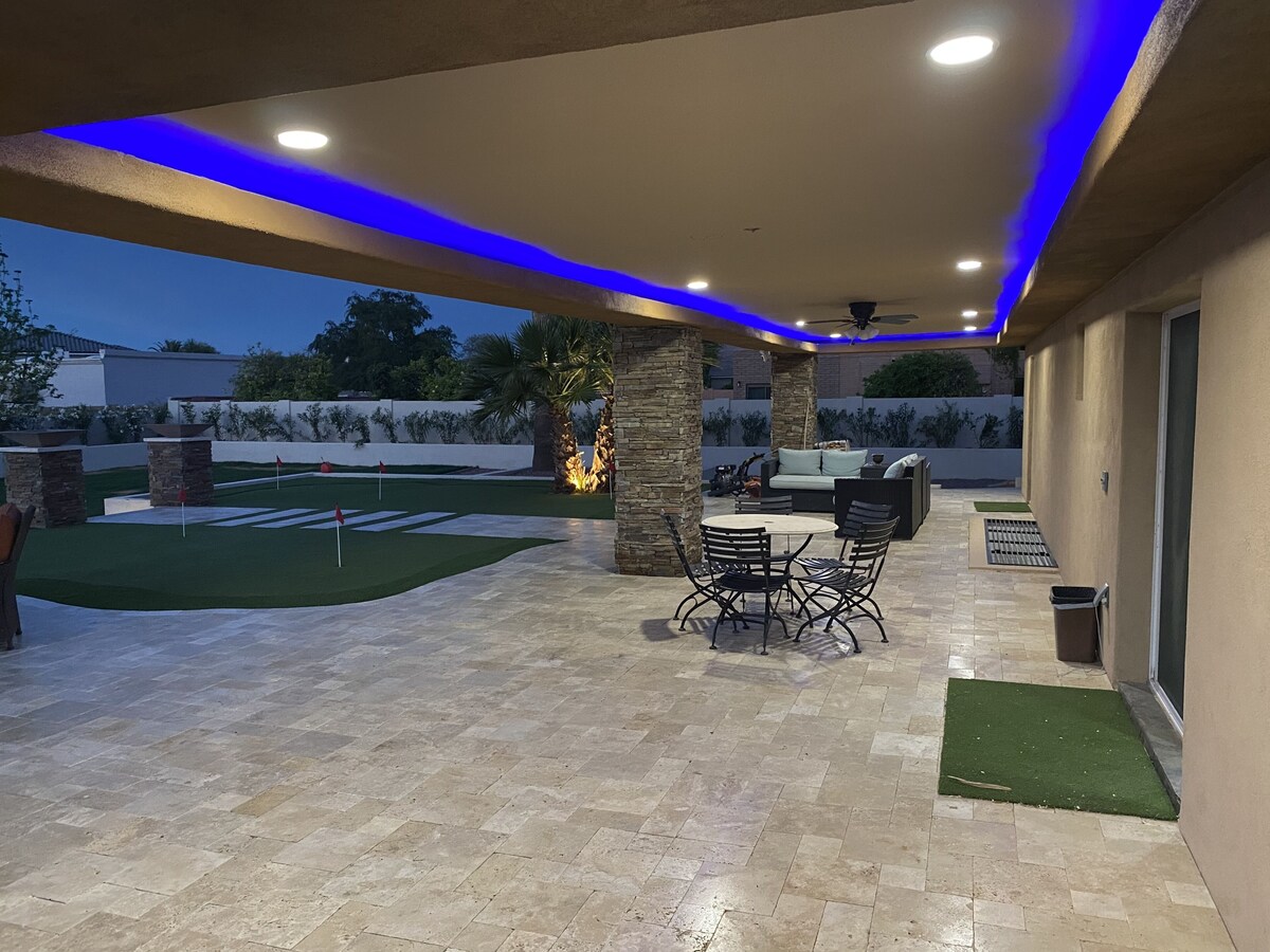 Double Eagle Villa with pool and pickleball close to Scottsdale!