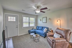 Living Area | Central Air Conditioning