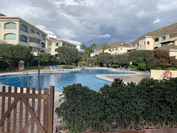 Pool