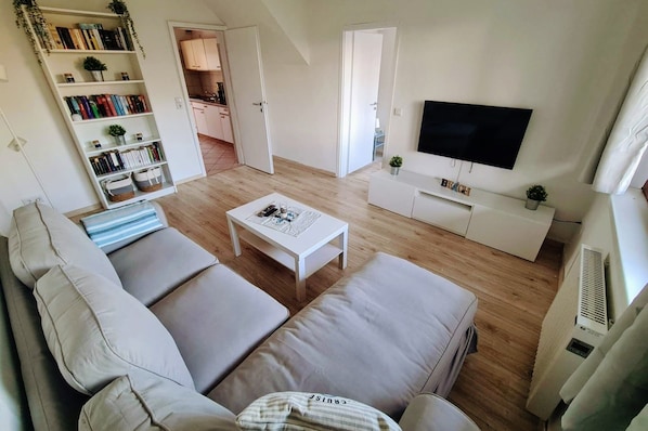 Wohnzimmer (Netflix inklusive)