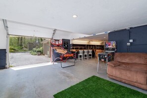 Spielezimmer