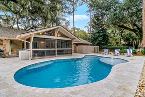 48 Willow Oak Rd W - Private Pool Deck