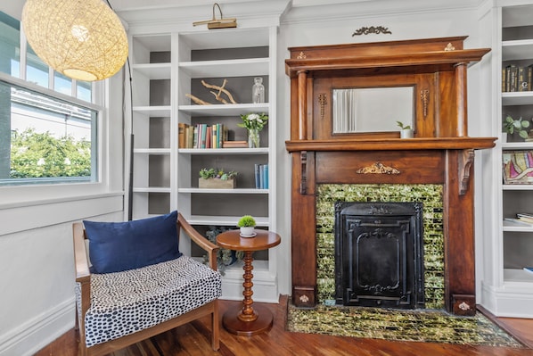 Quaint reading nook flooding with sunshine