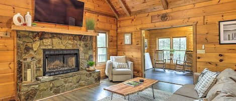 Cherry Log Vacation Rental | 2,430 Sq Ft | 4BR | 2.5BA | Stairs Required