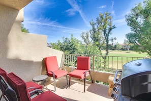 Balcony | Seating | Gas Grill | Golf Course Views