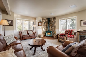 Main level living area with ample seating