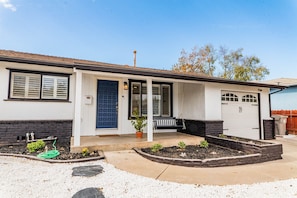 Welcome to the Arden Family House! Comes with a fully stocked kitchen.