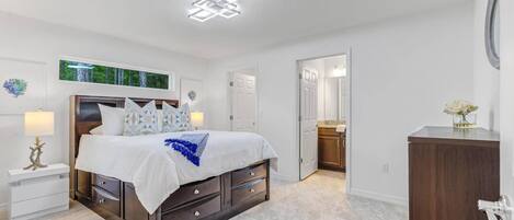 Master Bedroom With Ensuite - New Smart TV Recently Added