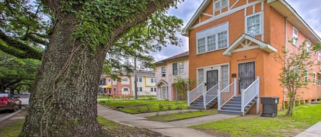 New Orleans Vacation Rental | 1BR | 1BA | Stairs Required for Access