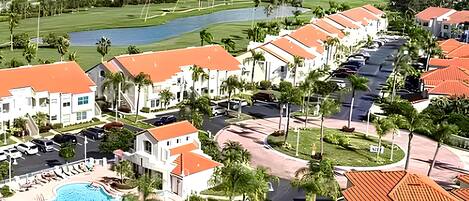 Resort style complex in an ideal location close to award winning St.Pete beaches