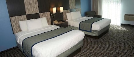 One Room Suite With 2 Queen Beds at Sandwich Lodge & Resort image 1