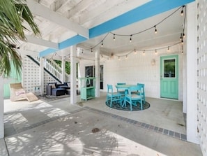 Floor, Indoors, Chair, Furniture, Architecture