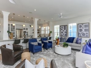 Chair,Furniture,Indoors,Table,Rug