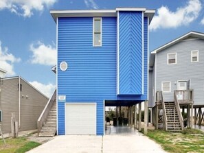 Building, Siding, Shelter, Outdoors, Nature