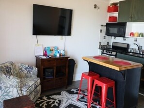 Furniture, Screen, Indoors, Room, TV