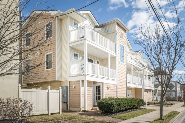 Top Left Front Outdoor Balcony