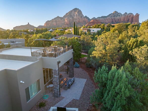 Red Rock Leisure Rooftop views 360 degrees.