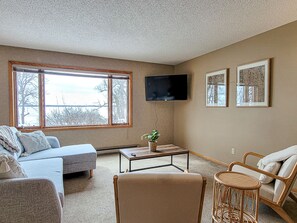 beautiful views of the lake from living room and kitchen!
