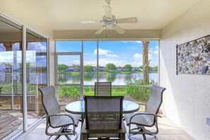 Lanai 1