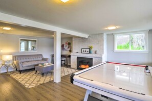 Game Room | 2,400-Sq-Ft Interior | Great for Families