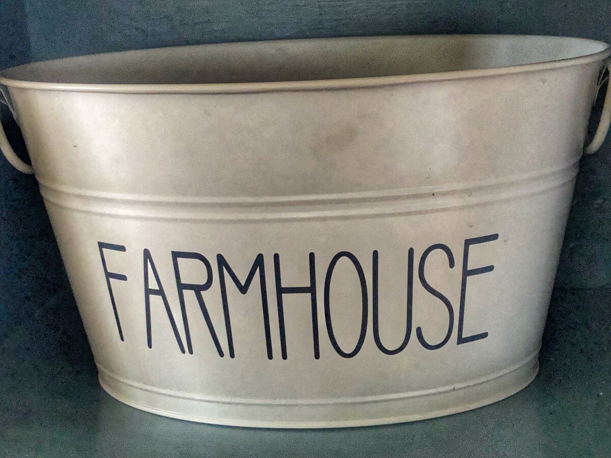 FarmHouse on the Creek near Parks & Winery