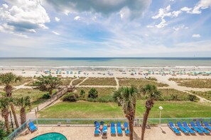 Direct ocean view from the balcony