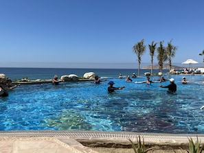 Water aerobics Infinity pool