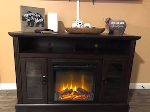 Enjoy a fireplace year round with or without the heat on!