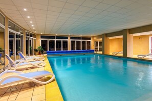Holiday Home Swimming Pool