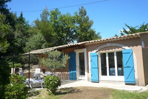 Extérieur maison de vacances [été]