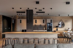Counter & stools