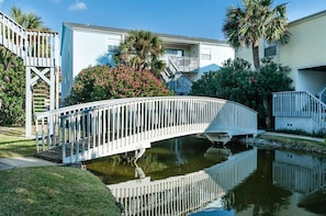 Bridge over the pond
