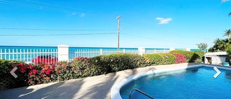 Beautiful ocean view pool! 