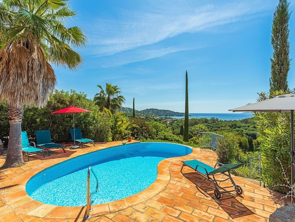 Bleu, Piscine, Mobilier De Jardin, Recours, Eco Hôtel, Loisir, Ombre, Chaise, Aménagement Paysager