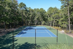 private tennis court, decoturf